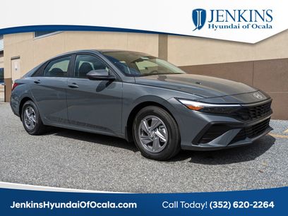 New 2026 Hyundai Elantra SE