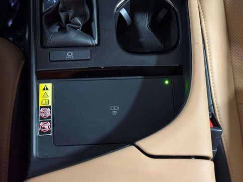 Used 2024 Lexus ES 250 w/ Premium Package AWD/4WD image 16