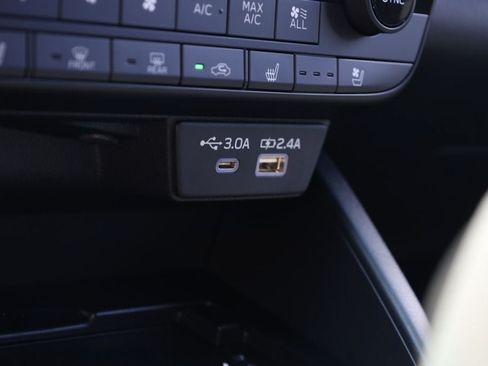 New 2026 Subaru Outback Touring XT AWD/4WD image 13