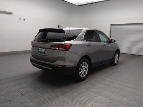 Used 2023 Chevrolet Equinox LT w/ LPO, Floor Liner Package image 9