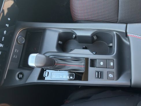 New 2026 Nissan Sentra SR image 22