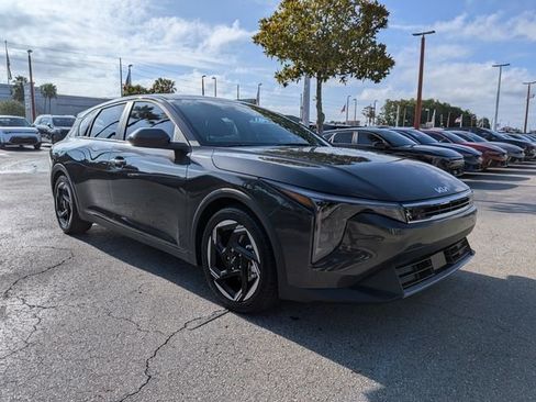 New 2026 Kia K4 EX FWD image 8