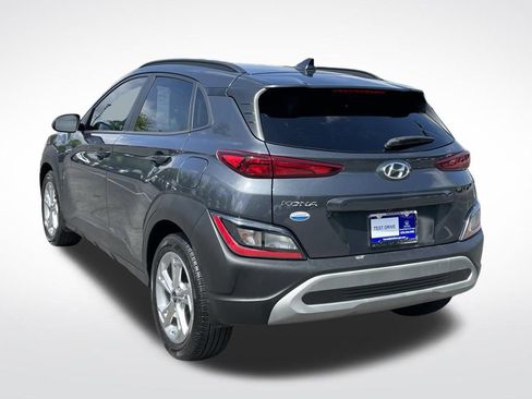 Used 2022 Hyundai Kona SEL FWD image 4