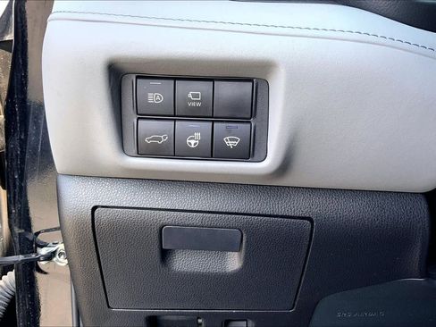 Used 2021 Toyota Highlander Platinum FWD image 33
