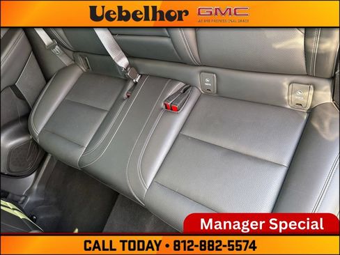 Used 2024 Buick Envision Preferred AWD/4WD image 18