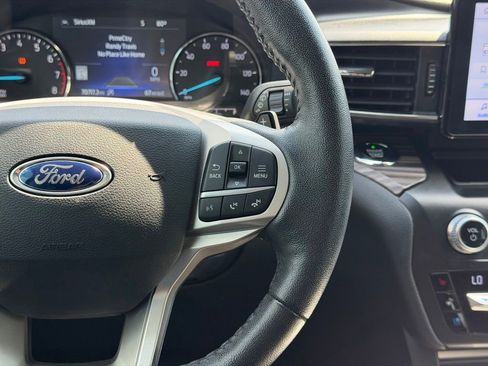 Used 2020 Ford Explorer Limited RWD image 19