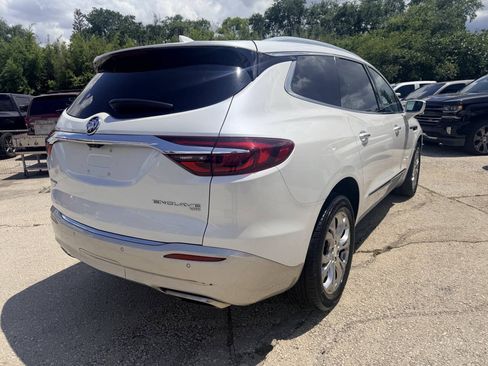 Used 2018 Buick Enclave Avenir w/ Avenir Technology Package AWD/4WD image 5
