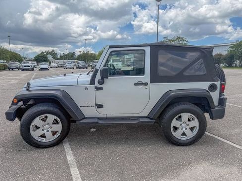 Used 2008 Jeep Wrangler Sahara w/ PWR Convenience Group AWD/4WD image 8