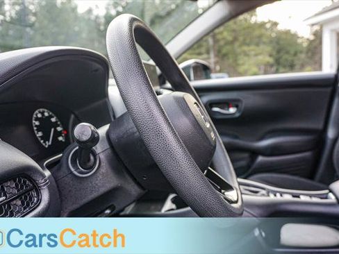 Used 2023 Honda HR-V LX image 31