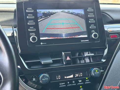 Certified 2022 Toyota Camry SE FWD image 28