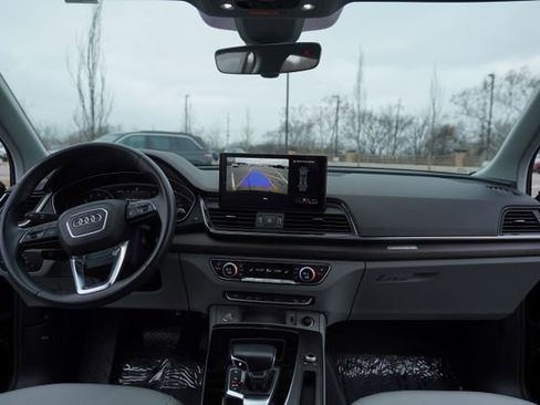 Used 2022 Audi Q5 2.0T Premium w/ Convenience Package image 26
