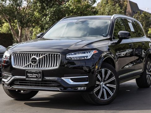Used 2025 Volvo XC90 B6 Ultra image 1
