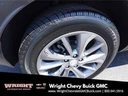 Used 2022 Buick Encore GX Essence w/ Experience Buick Package image 31