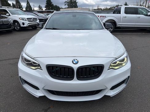 Used 2016 BMW M235i Coupe image 11