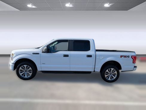 Used 2017 Ford F150 XL w/ Equipment Group 101A Mid image 2