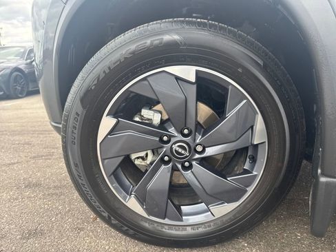 Certified 2025 Nissan Rogue SV w/ SV Premium Package image 29