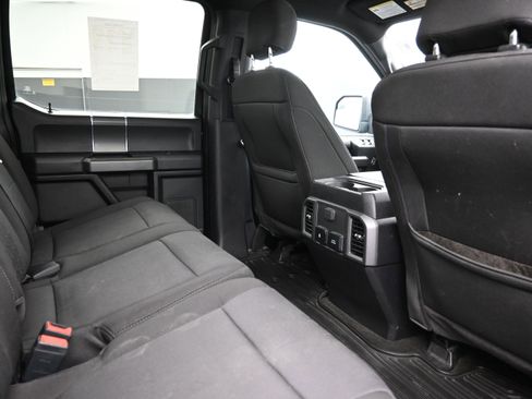 Used 2020 Ford F150 XLT w/ Equipment Group 302A Luxury AWD/4WD image 24