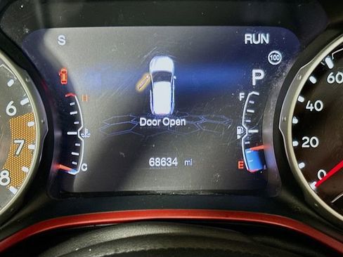 Used 2018 Jeep Compass Trailhawk w/ Navigation Group image 13