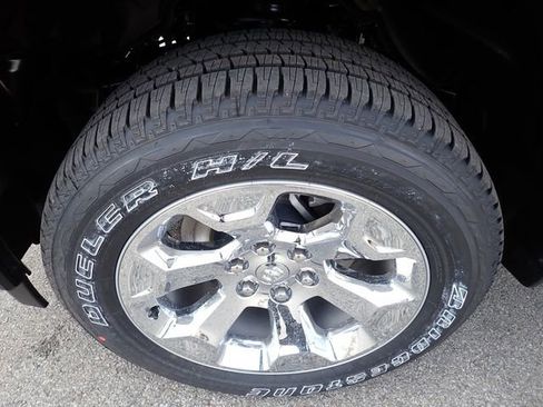 New 2026 RAM 1500 Big Horn AWD/4WD image 11