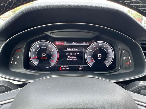 Used 2023 Audi Q8 Premium Plus AWD/4WD image 16