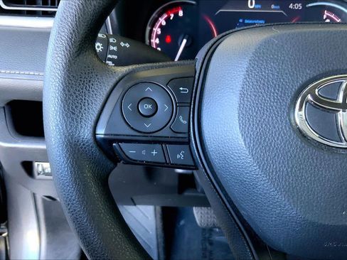 Used 2024 Toyota RAV4 XLE image 22