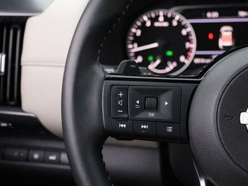 Certified 2025 Nissan Pathfinder SL AWD/4WD image 13