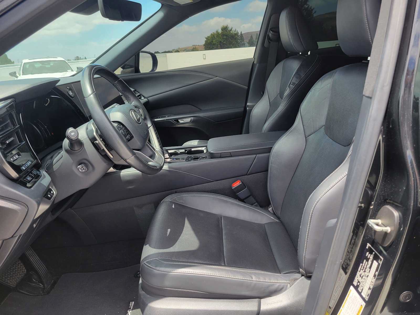 Used 2023 Lexus RX 350 Premium Plus w/ Cold Area Package FWD image 20