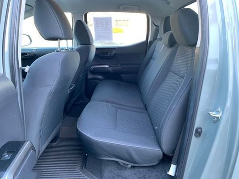 Used 2022 Toyota Tacoma SR5 w/ Trail Edition image 26