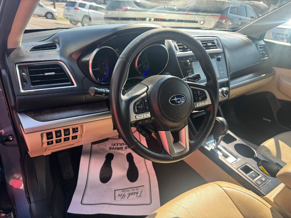 Used 2017 Subaru Outback 2.5i Limited AWD/4WD image 13