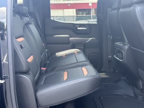 Used 2021 GMC Sierra 1500 AT4 w/ AT4 Value Package AWD/4WD image 13