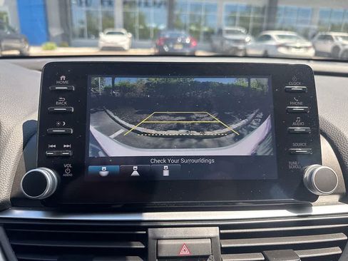 Used 2022 Honda Accord Sport Special Edition image 16