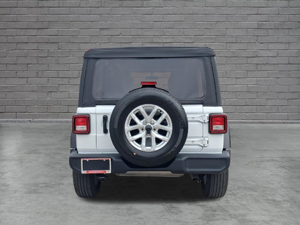 Used 2023 Jeep Wrangler Unlimited Sport AWD/4WD image 9