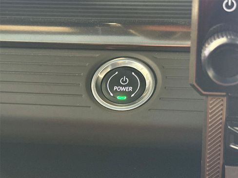 Used 2024 GMC Hummer EV 3X AWD/4WD image 14