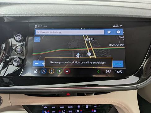 Used 2023 Buick Envision Avenir FWD image 7