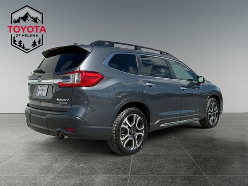 Used 2023 Subaru Ascent Touring AWD/4WD image 5