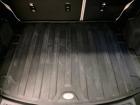 Certified 2025 Land Rover Discovery Sport S image 33