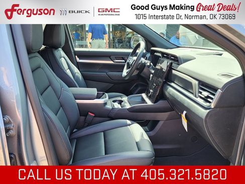 New 2027 GMC Terrain Elevation w/ Elevation Premium Package FWD image 38