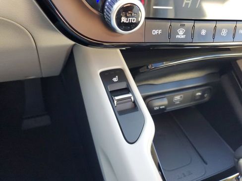 New 2025 Kia Telluride S image 26