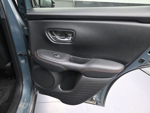 Used 2023 Honda HR-V Sport image 36