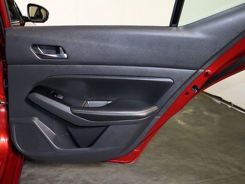 Used 2024 Nissan Altima 2.5 SL image 32