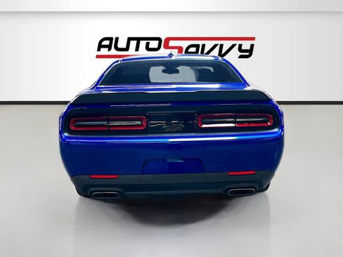 Used 2022 Dodge Challenger R/T w/ Plus Package image 6