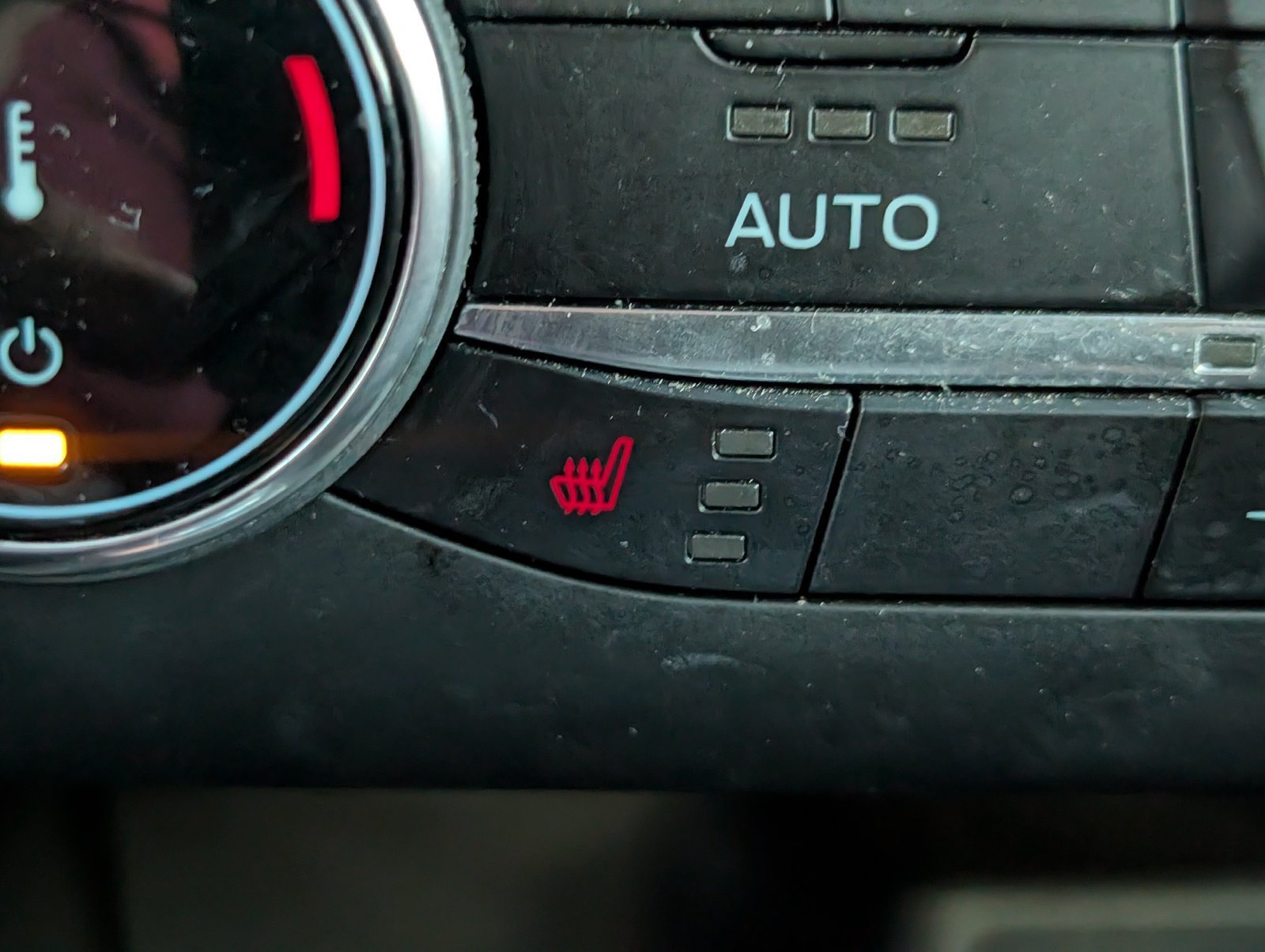 Used 2025 Ford Escape ST-Line Select AWD/4WD image 18