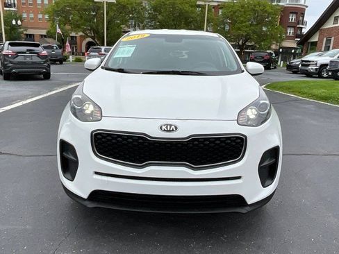 Used 2019 Kia Sportage LX FWD image 2