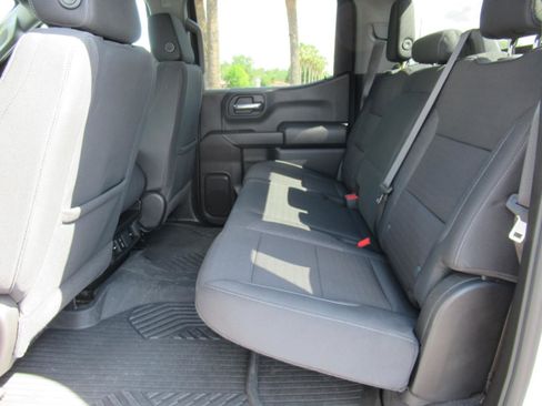 Used 2024 Chevrolet Silverado 1500 Custom Trail Boss w/ LPO, Dark Essentials Package AWD/4WD image 34