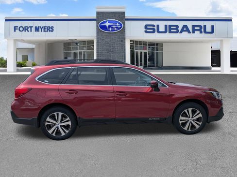 Used 2018 Subaru Outback 2.5i Limited AWD/4WD image 3