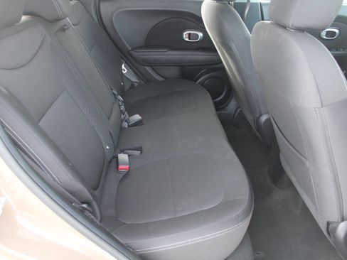 Used 2014 Kia Soul image 6