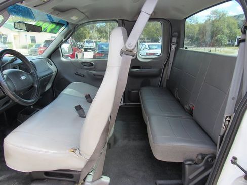 Used 2003 Ford F150 image 10