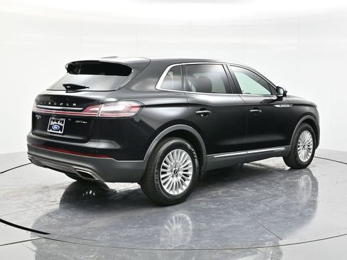 Used 2019 Lincoln Nautilus Premier image 5