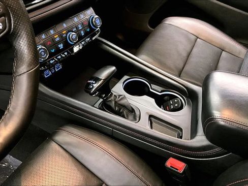 Used 2024 Dodge Durango GT image 18