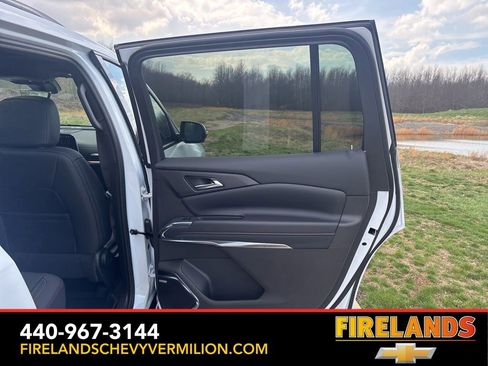 New 2026 Chevrolet Traverse Z71 w/ Enhanced Driving Package AWD/4WD image 45